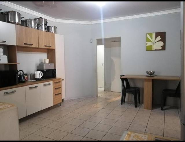 3 BEDROOM HOUSE FOR SALE IN MONTCLAIR
